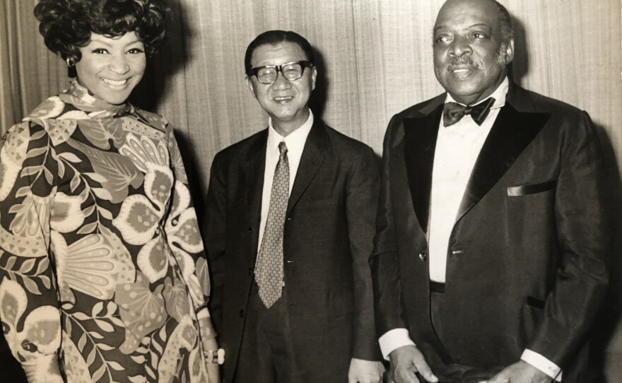 Mary Stallings and Count Basie in Singapore with the concert presenter.